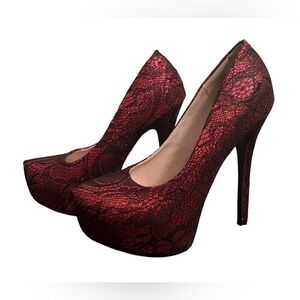 ⭐️ Sexy black and red lace high platform heels 👠- size 6